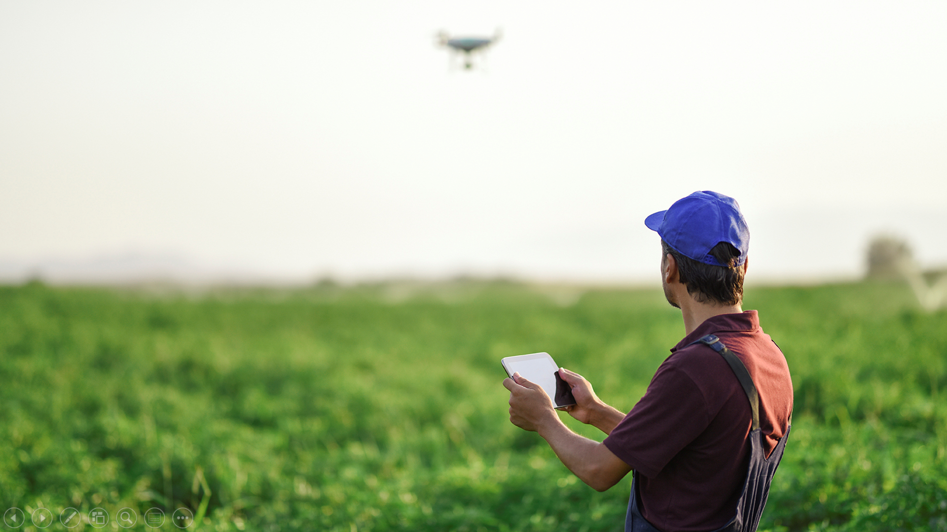 A key element to reach the full potential of digital farming is easy, secured and automated data sharing.